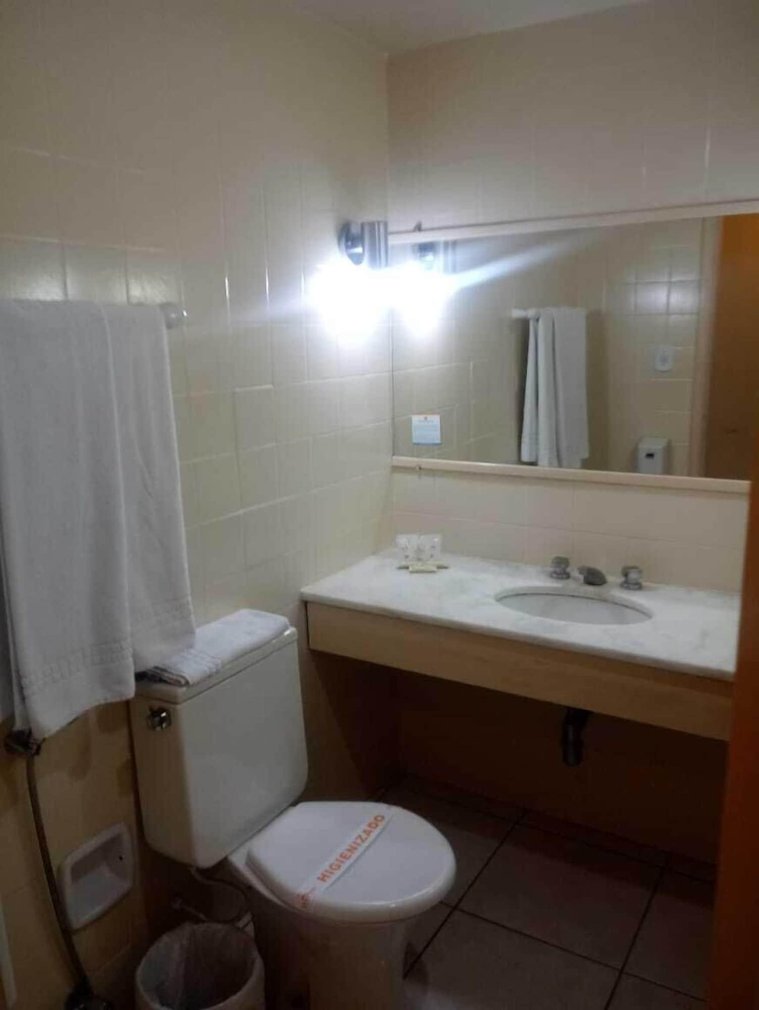 Hotel Harbor Inn Лондрина Екстериор снимка